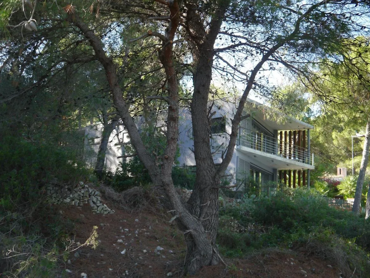 Inside/Outside Villa Slatine Croatia